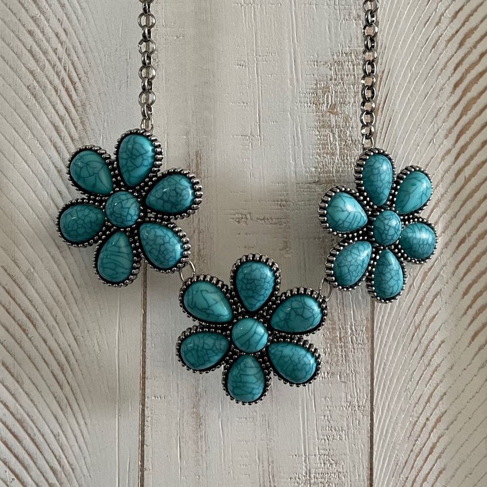 Turquoise flower necklace silver plated chain blue
